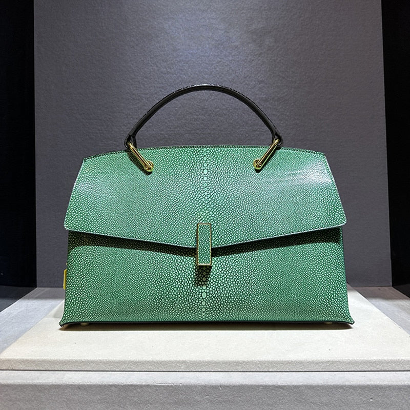 |14:175#Green|3256805041524085-Green